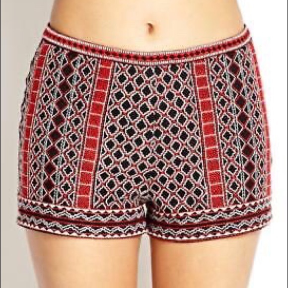 Patterned Shorts - Picture 1 of 5